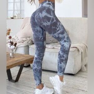 Scrunch Booty Tie Dye Leggings